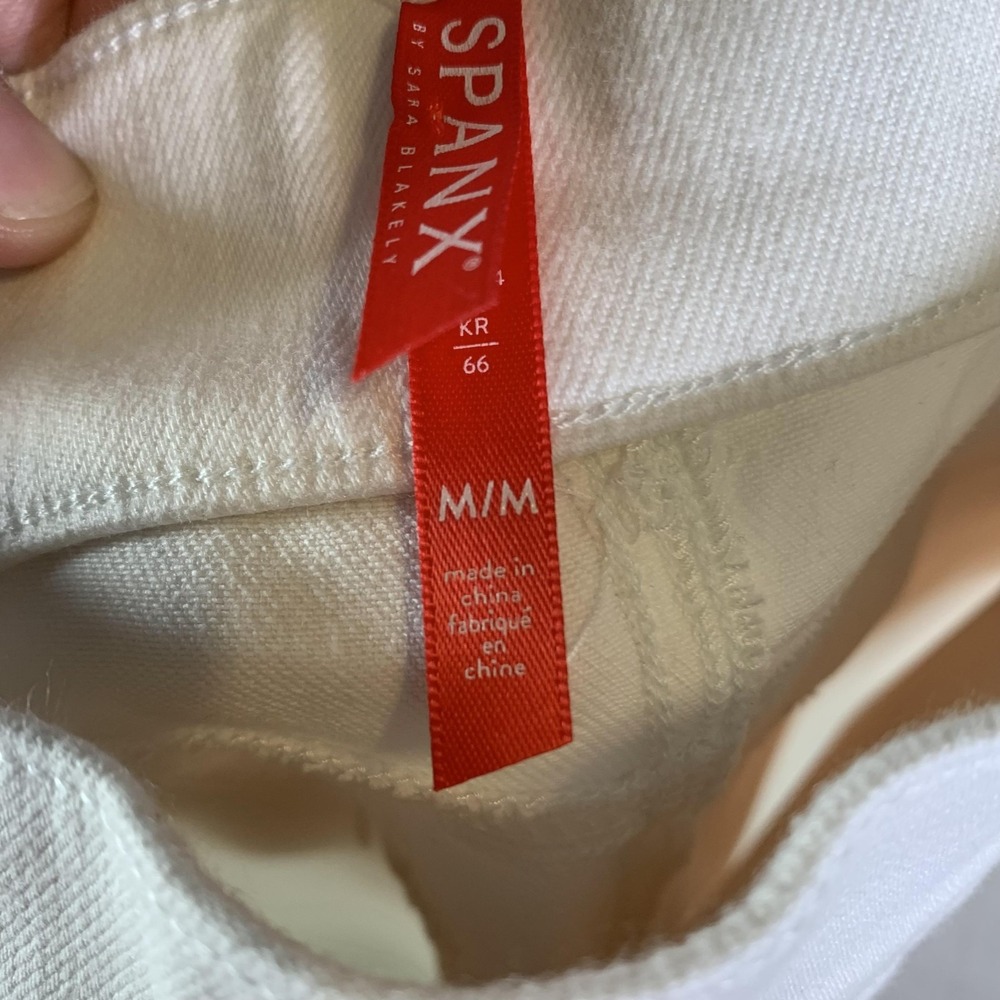 Spanx Distressed Skinny Jeans Womens Medium White Mid Rise Shaping Stretch NEW - Picture 13 of 16